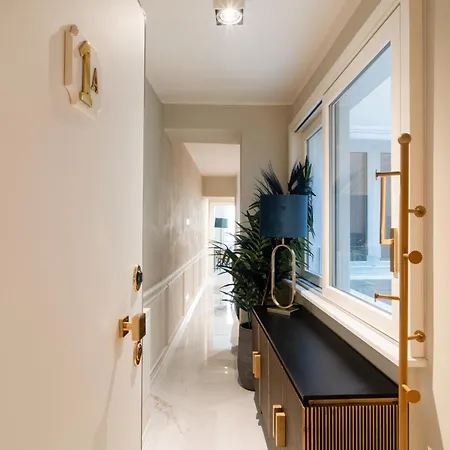 La Chartreuse Luxury Suites Parma Exterior photo