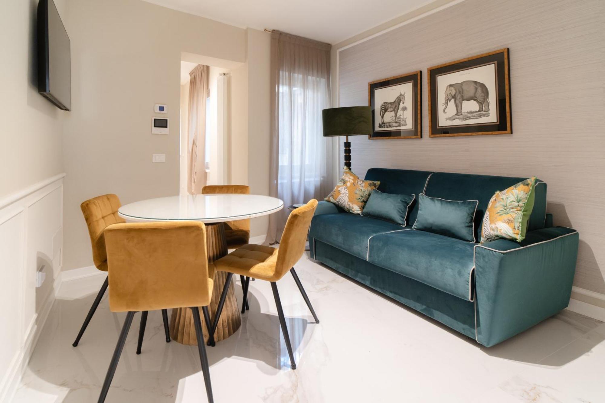 La Chartreuse Luxury Apartment